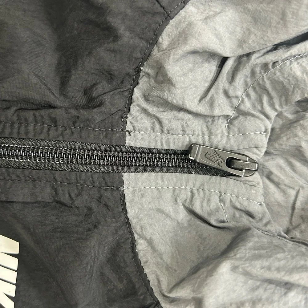 Nike Kids Windrunner Windbreaker Jacket